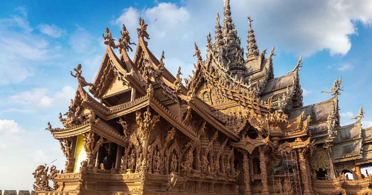 Pattaya for Solo Travelers: Accommodation and Safety Tips